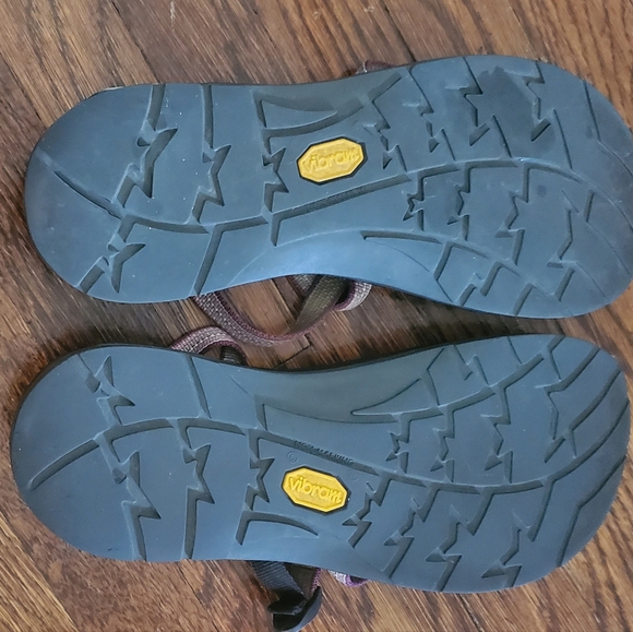 🤩Rare🤩Chaco Strappy Slide in - Picture 3 of 3